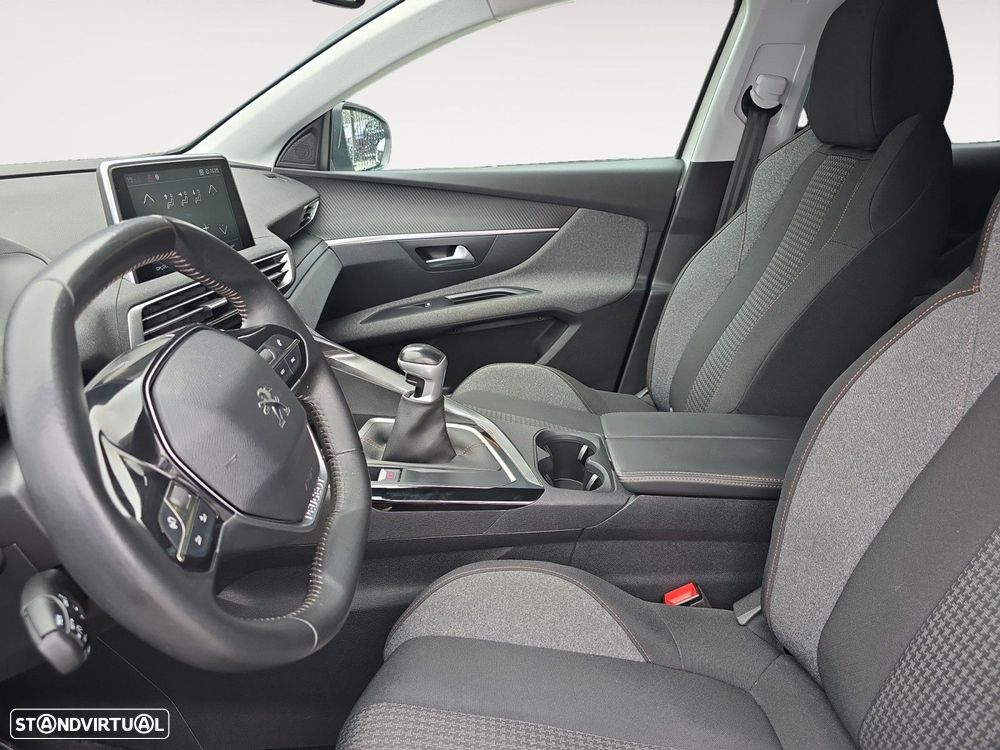 Peugeot 3008 1.5 BlueHDi Style - 9
