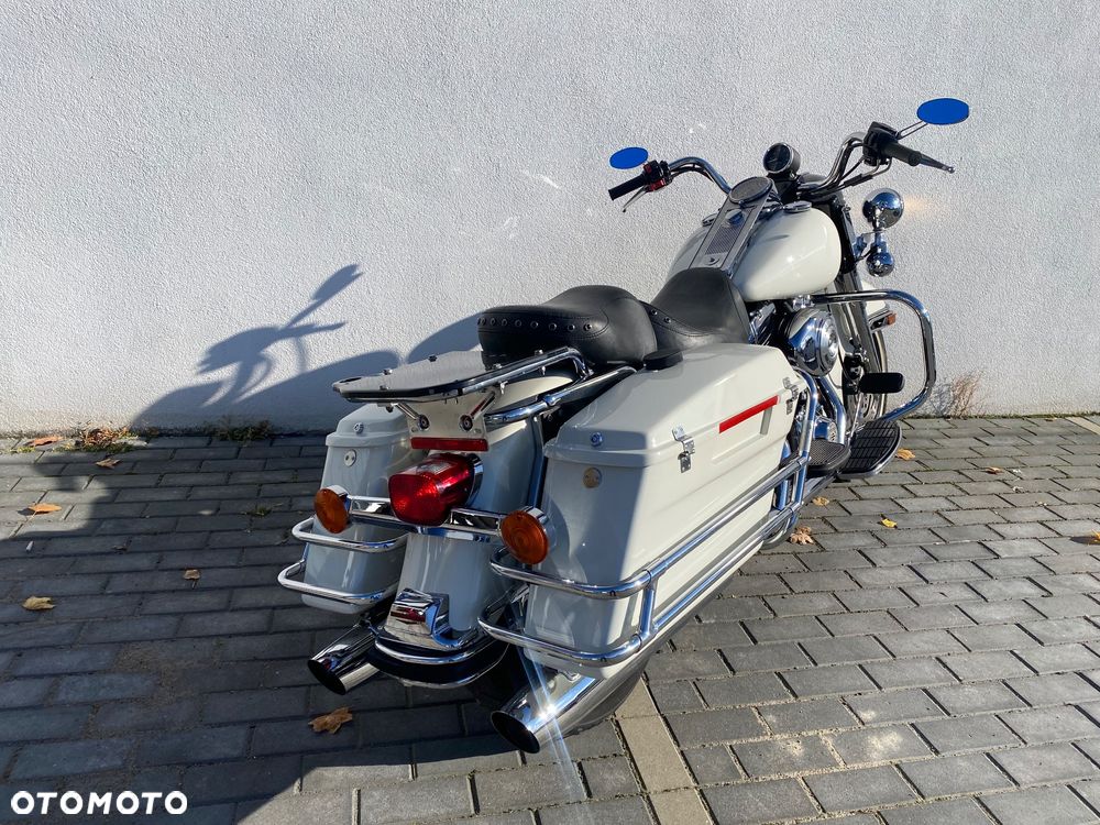 Harley-Davidson Touring Road King - 2