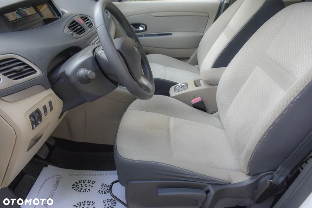 Renault Scenic dCi 110 EDC Dynamique - 21