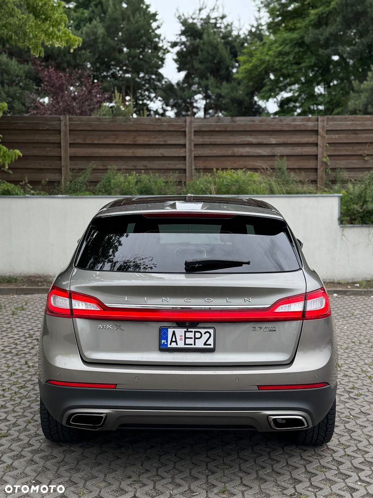 Lincoln MKX - 4