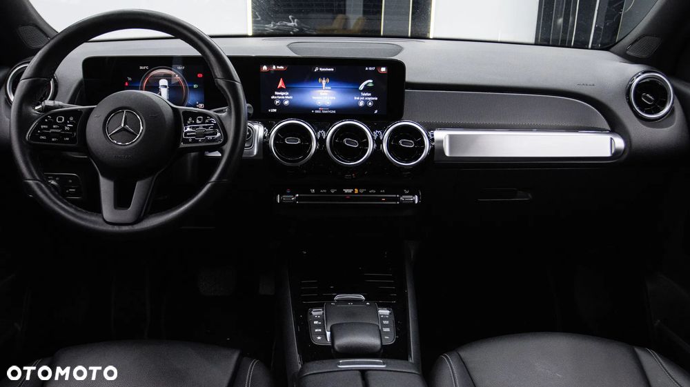 Mercedes-Benz GLB 200 7G-DCT - 16