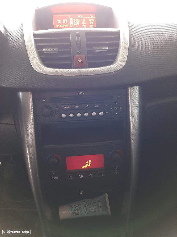 Peugeot 207 1.6 HDi Sport - 6