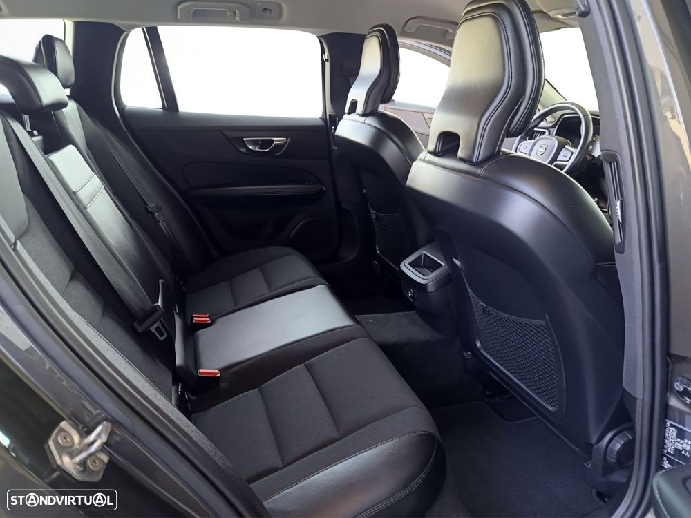 Volvo V60 2.0 D3 Inscription - 16