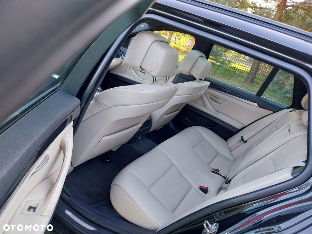 BMW Seria 5 520d Luxury Line - 20