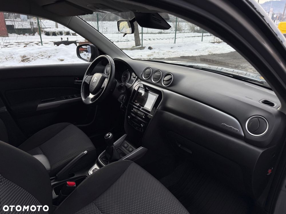 Suzuki Vitara 1.0 Boosterjet Allgrip Comfort - 5