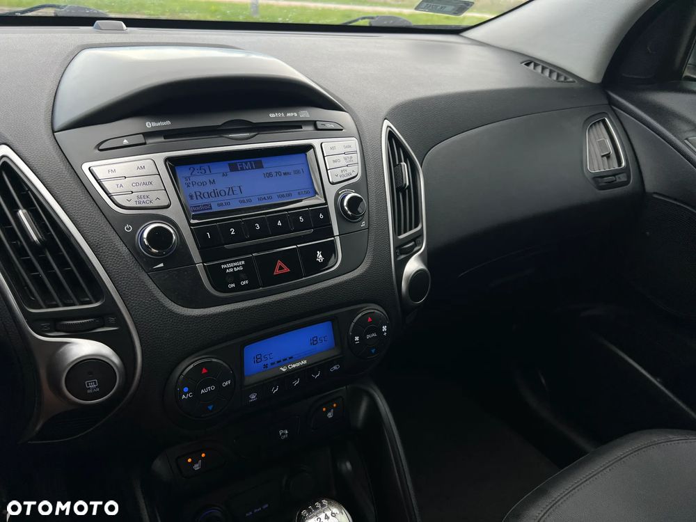 Hyundai ix35 2.0 CRDi Premium 2WD - 17