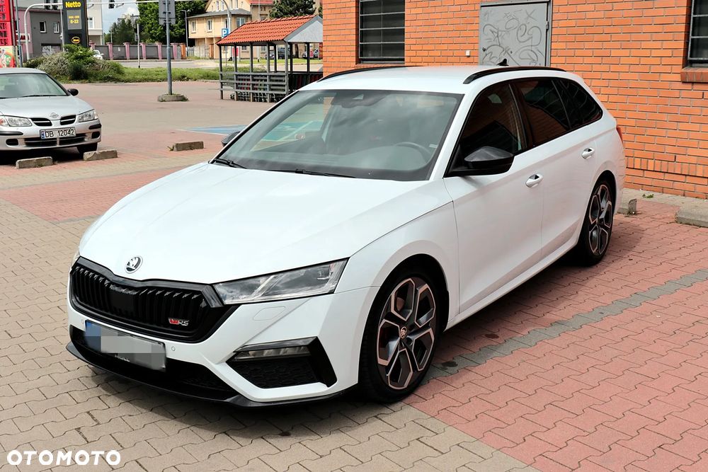 Skoda Octavia 2.0 TDI DSG RS - 1