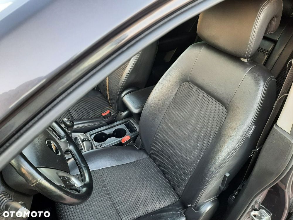 Chevrolet Captiva - 13