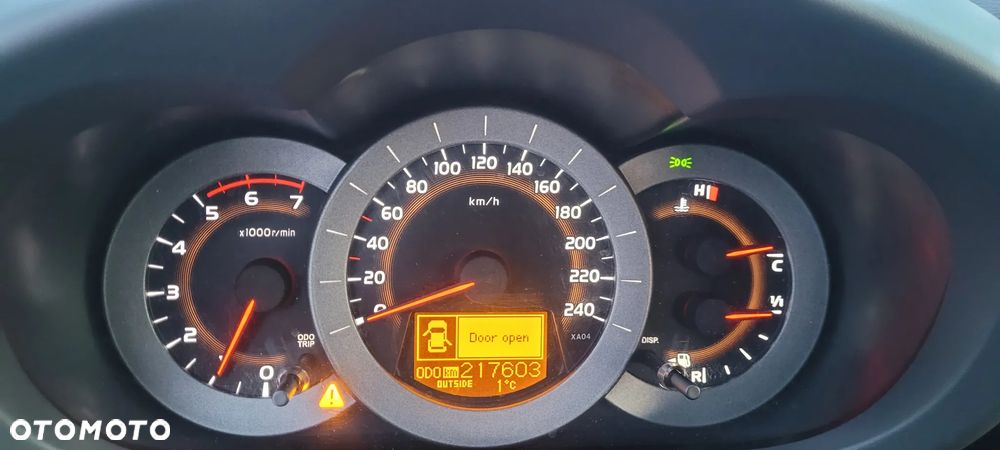 Toyota RAV4 2.2 D-CAT 4x4 Executive - 16