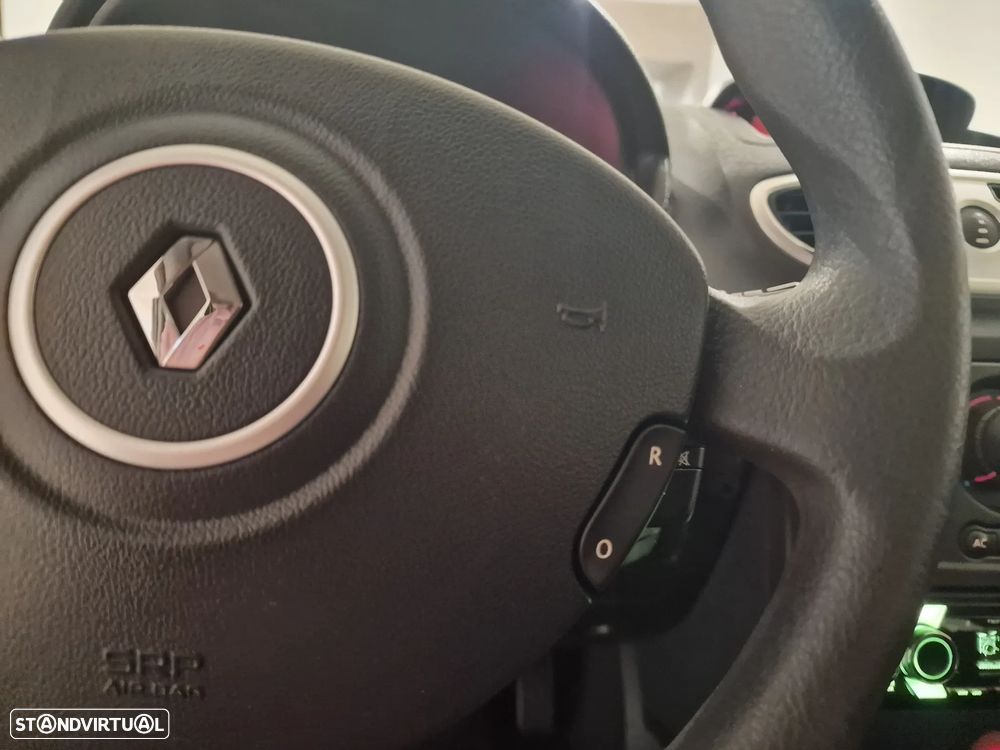 Renault Clio Break 1.5 dCi Dynamique S C.Reb - 16