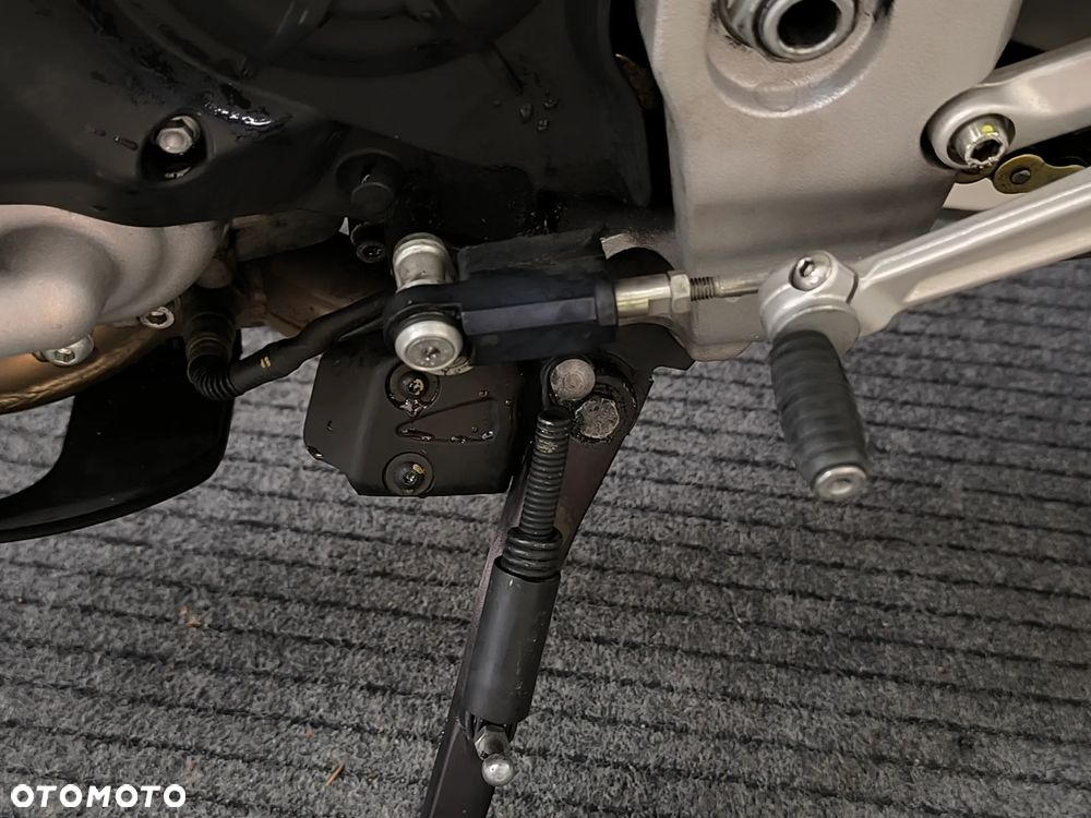 Aprilia Tuono - 27