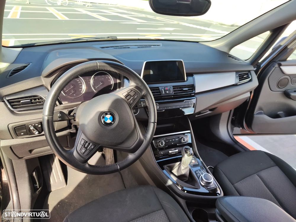 BMW 216 Active Tourer - 4