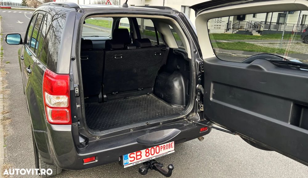 Suzuki Grand Vitara 1.9 DDiS Comfort - 7