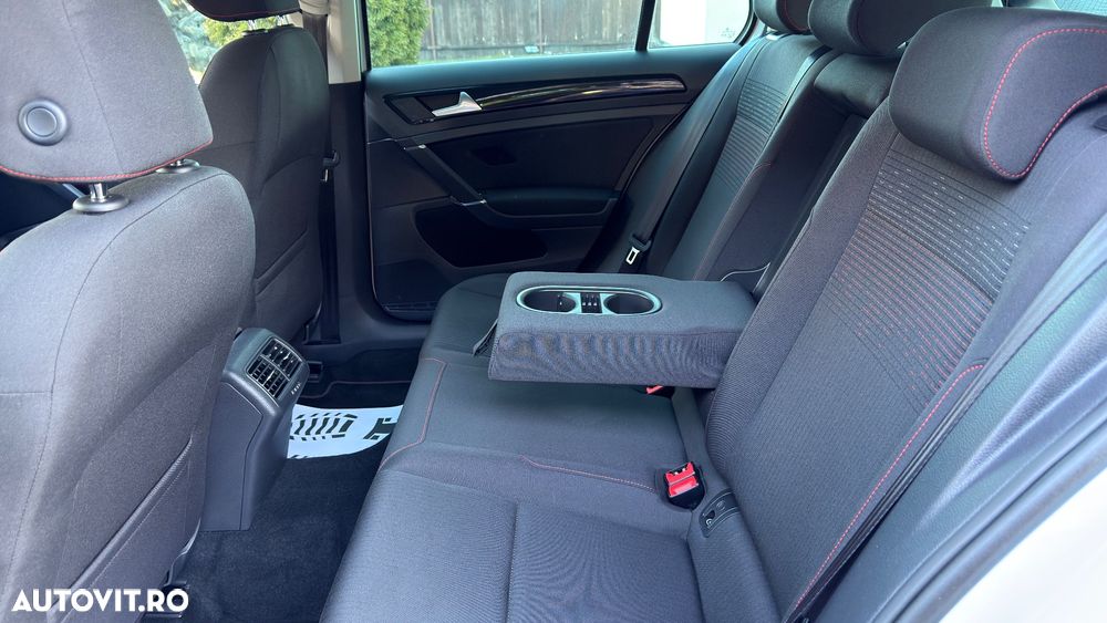 Volkswagen Golf 1.0 TSI Sound - 15