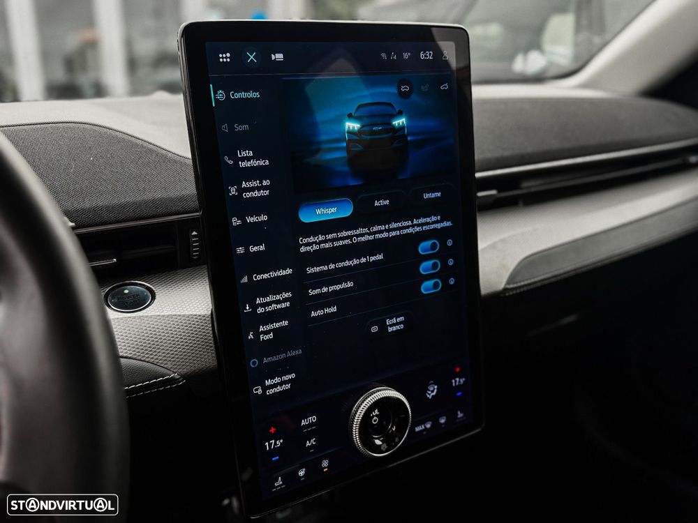 Ford Mustang Mach-E Standard - 22