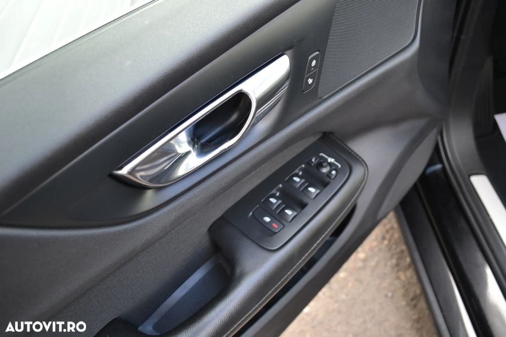 Volvo V60 B4 D Geartronic Momentum Pro - 7