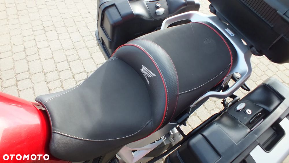 Honda VFR - 6