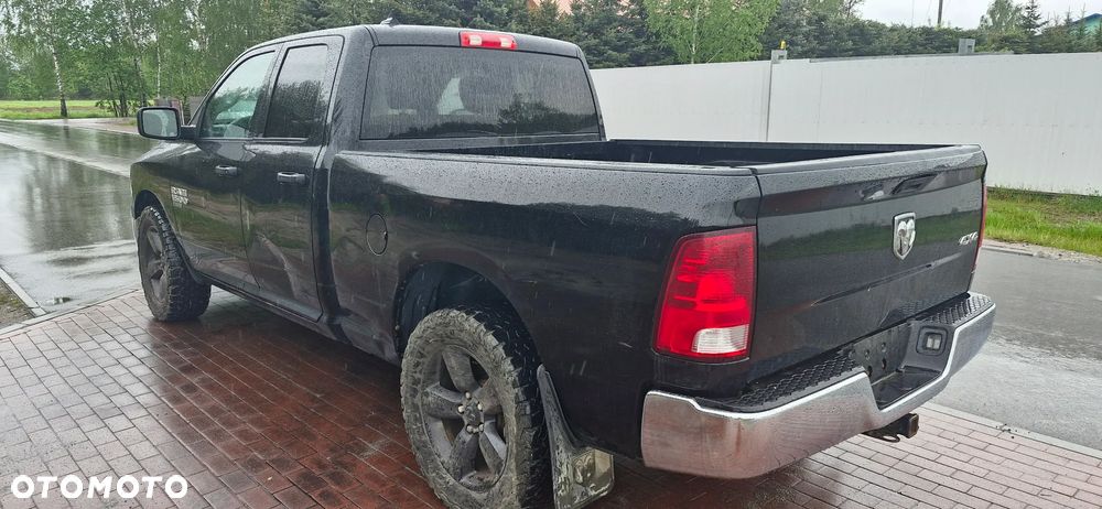 Dodge RAM - 4