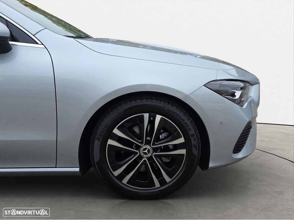 Mercedes-Benz CLA 180 - 5