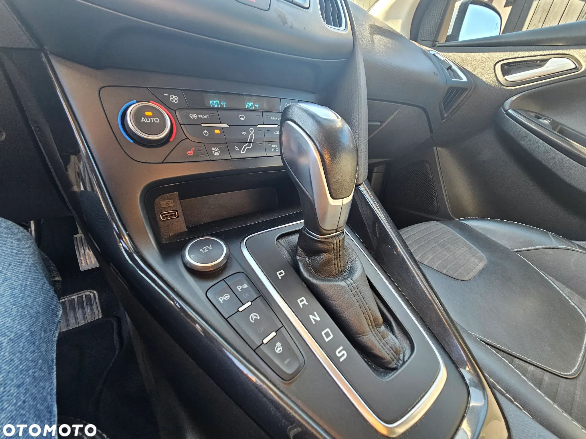 Ford Focus 2.0 TDCi SYNC Edition ASS PowerShift - 17