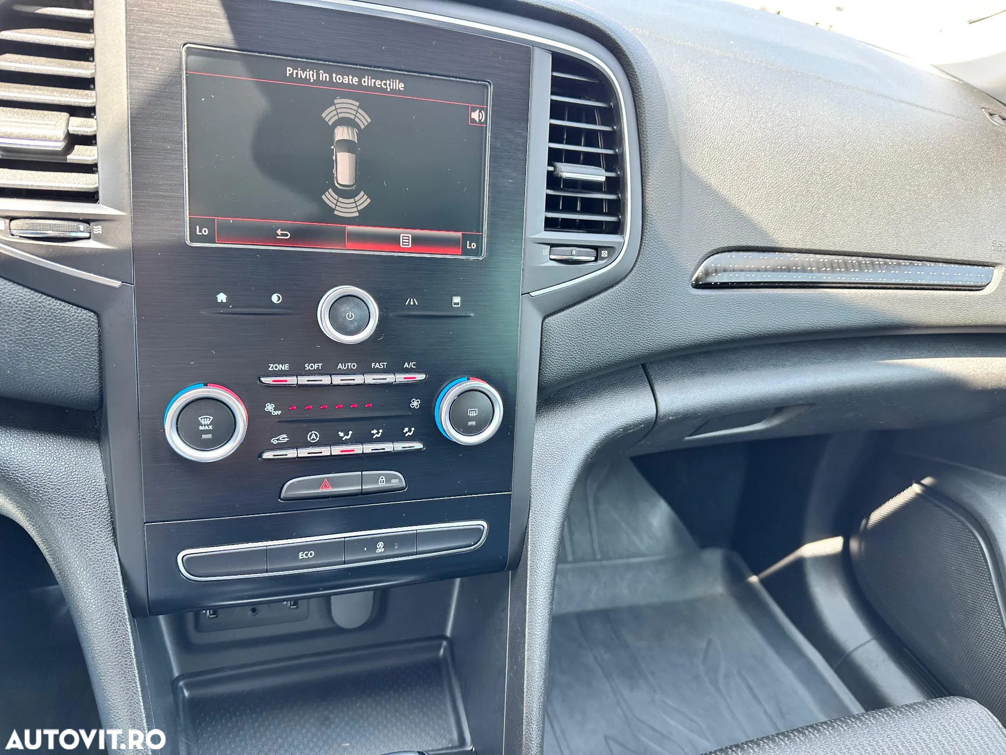 Renault Megane ENERGY dCi 110 EDC BUSINESS - 4