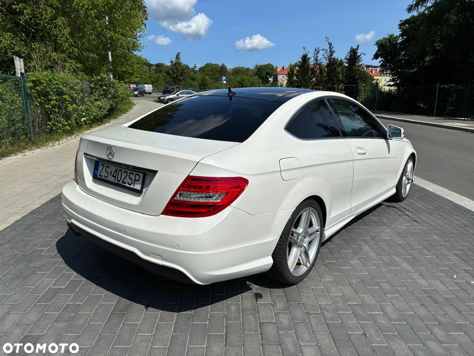 Mercedes-Benz Klasa C 250 Coupe BlueEFFICIENCY 7G-TRONIC Edition 1 - 5