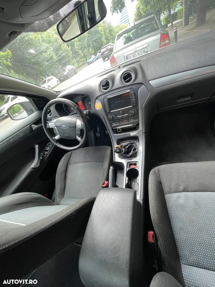Ford Mondeo 2.0 TDCI Business Edition - 10