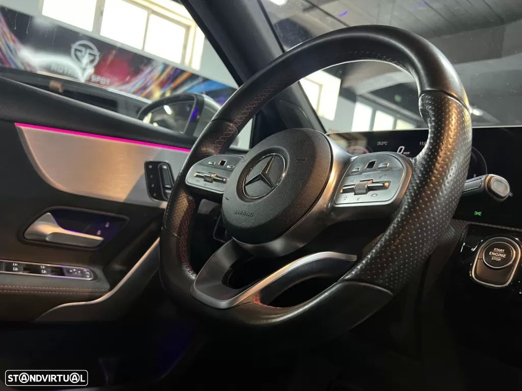 Mercedes-Benz A 250 Limousine e AMG Line - 37
