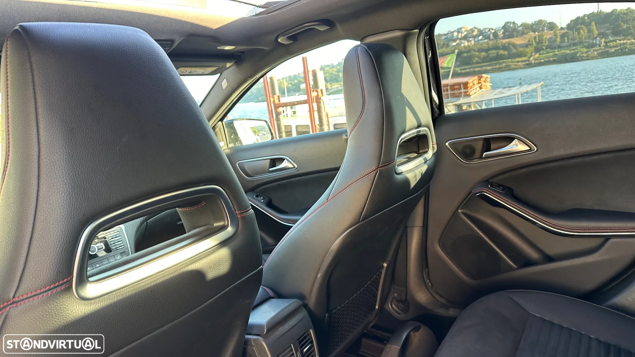 Mercedes-Benz A 45 AMG 4-Matic - 23