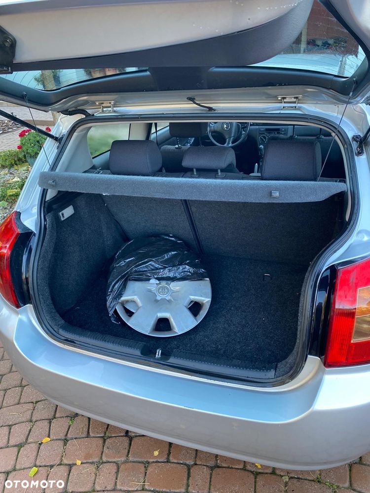 Toyota Corolla 1.6 VVT-i Dynamic - 5