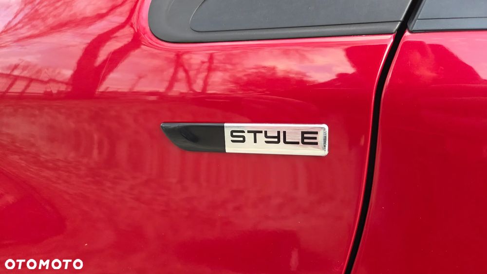 Peugeot 208 1.2 PureTech Allure - 18