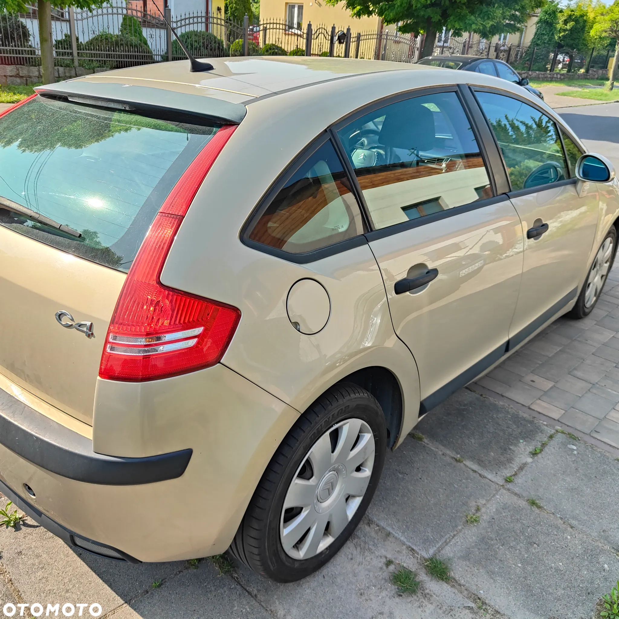 Citroën C4 1.6 HDi X - 13