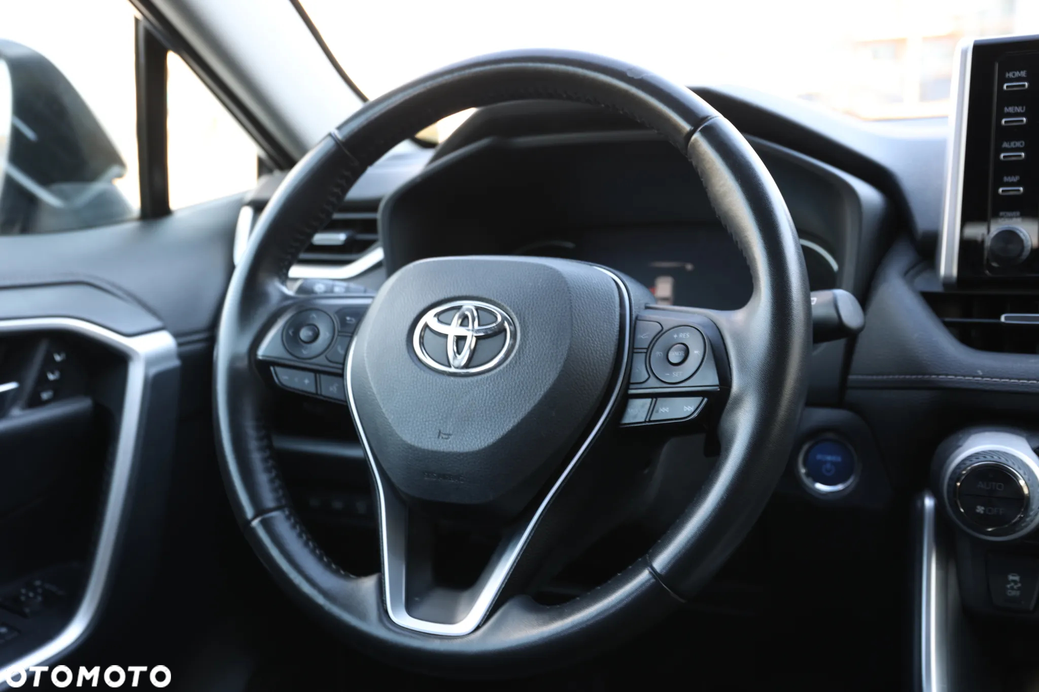 Toyota RAV4 2.5 Hybrid Executive 4x4 - 21