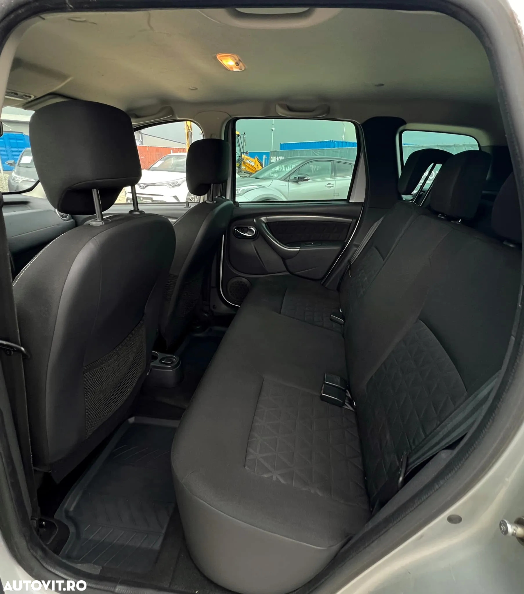 Dacia Duster 1.5 dCi 4x4 Prestige - 5