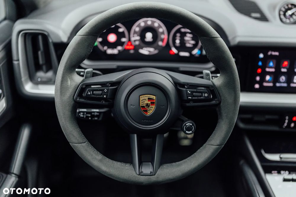 Porsche Cayenne Coupe S - 33