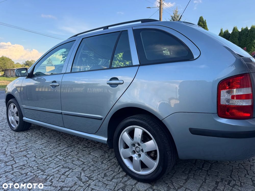 Skoda Fabia 2.0 Ambiente - 10
