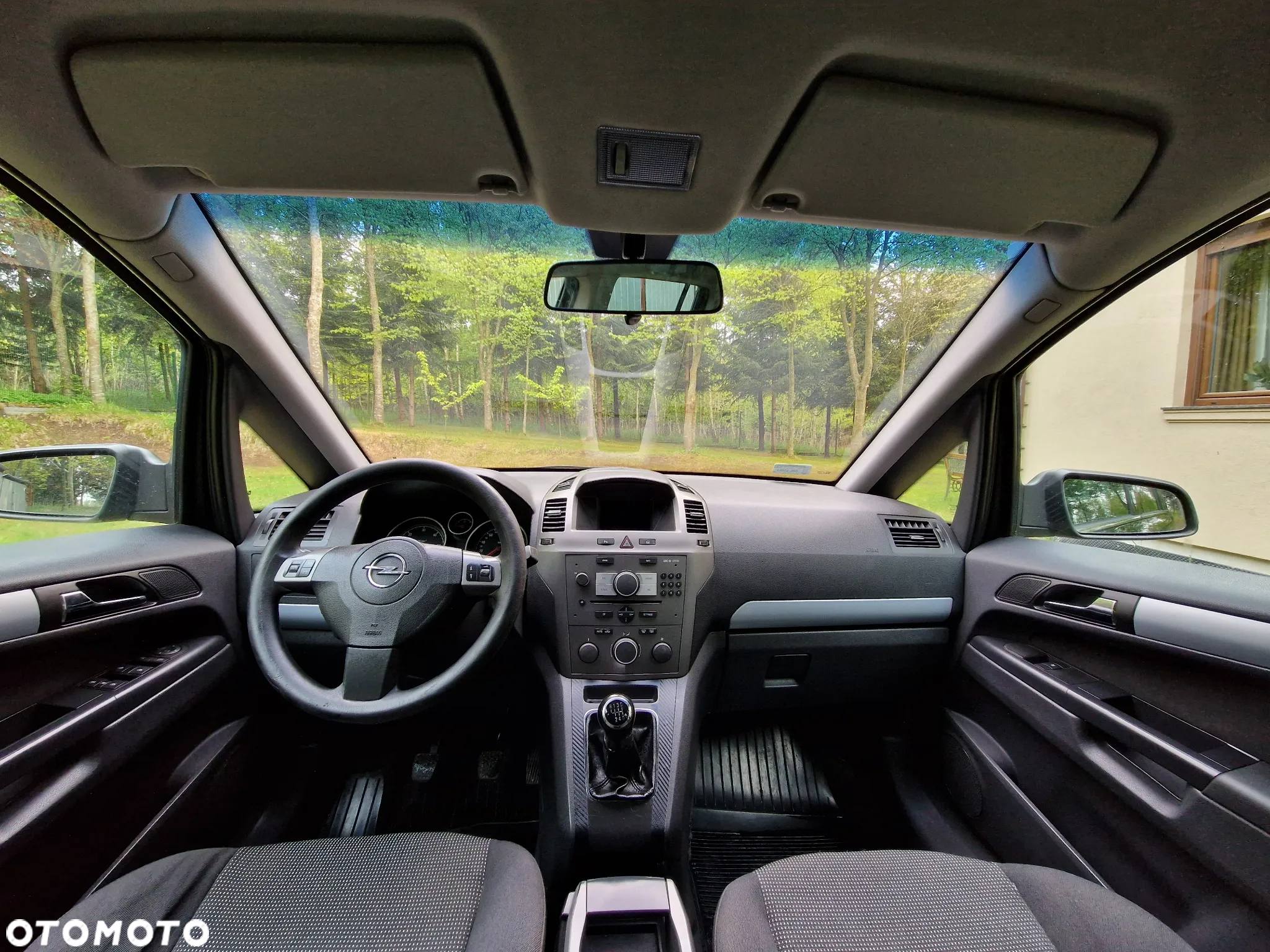 Opel Zafira 1.9 CDTI - 12