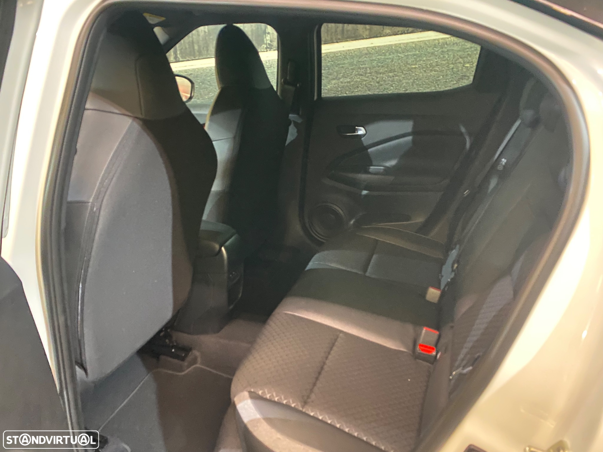 Nissan Juke 1.0 DIG-T N-Connecta NAV.+TwoTone NC - 7