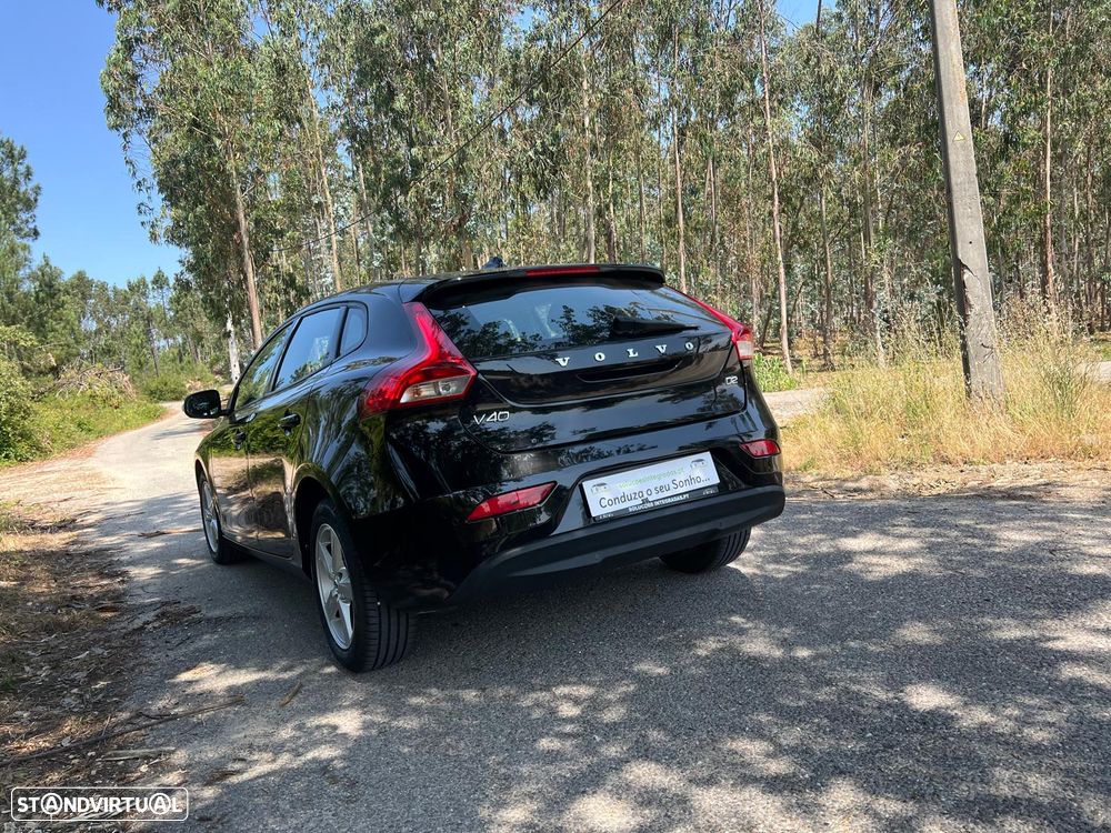 Volvo V40 2.0 D2 Momentum - 22