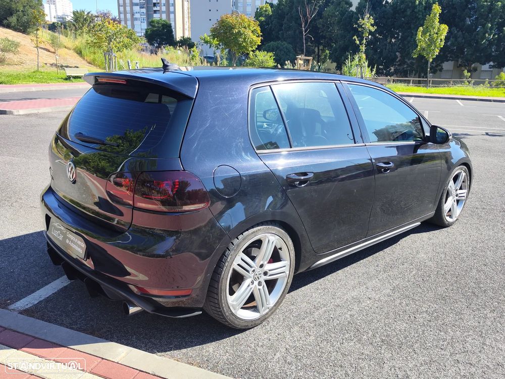 VW Golf 2.0 GTI DSG - 7