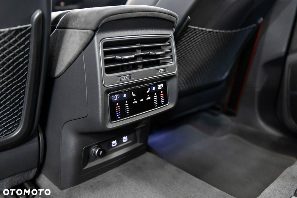 Audi RS Q8 TFSI quattro tiptronic - 37