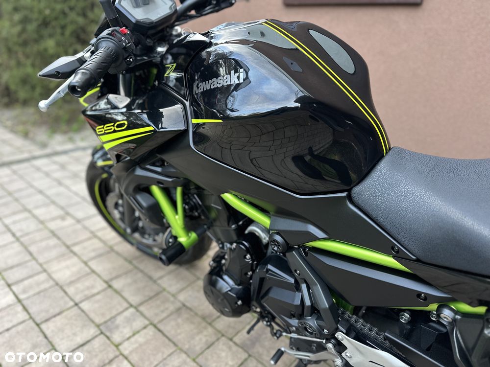 Kawasaki Z 650 - 12