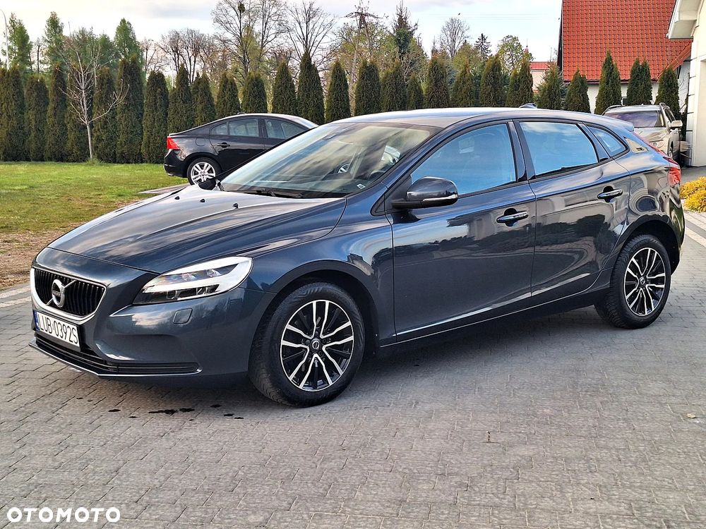 Volvo V40 D2 Momentum - 13
