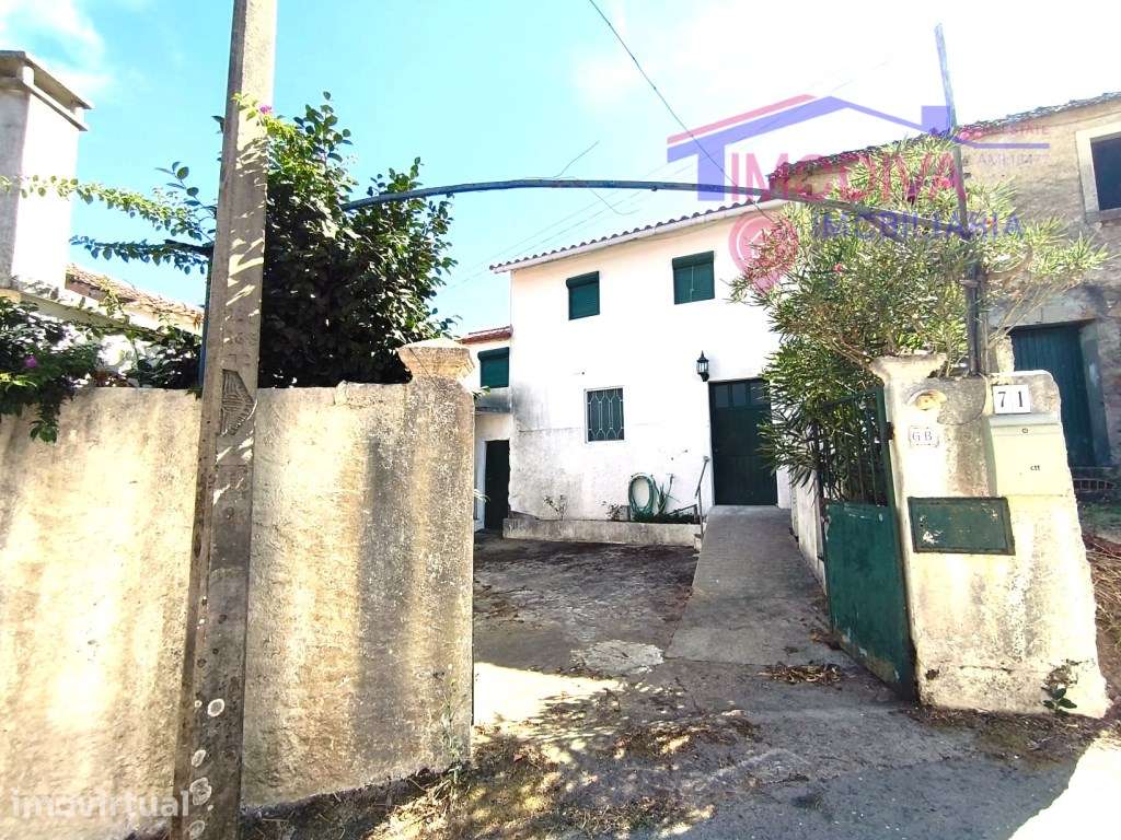 Moradia T2+1 habitável com casa de arrumos e terreno em Graça - Grande imagem: 4/49