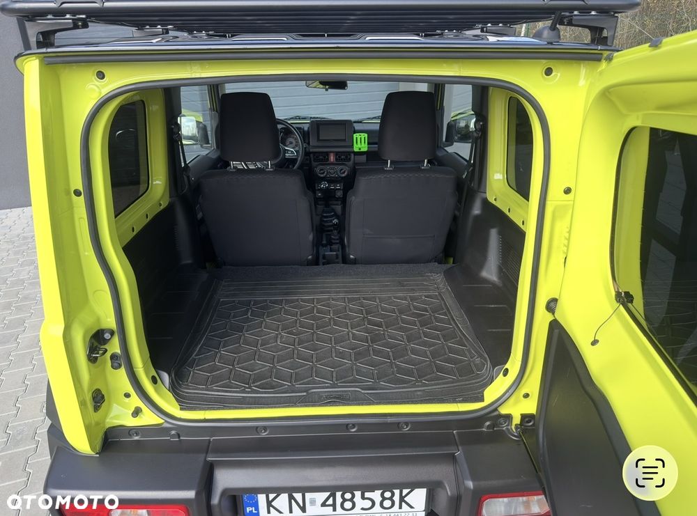 Suzuki Jimny 1.5 ALLGRIP Comfort+ - 11