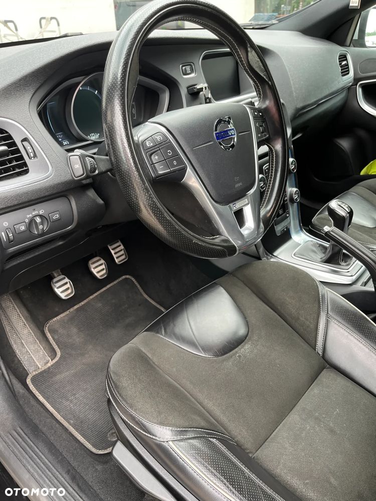 Volvo V40 D2 RDesign - 13