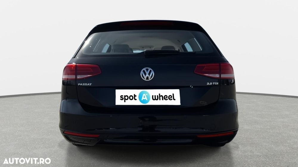 Volkswagen Passat 2.0 TDI DSG Comfortline - 8