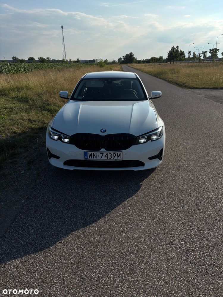 BMW Seria 3 318i Advantage - 2