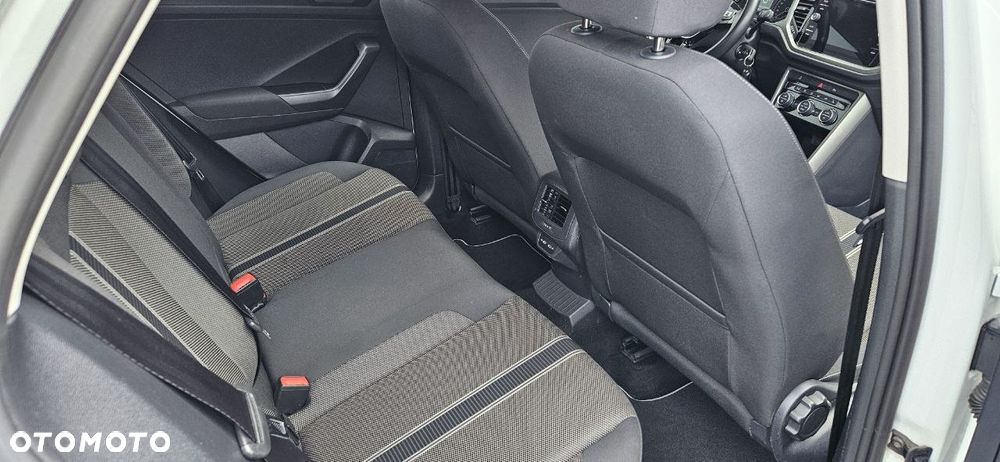 Volkswagen T-Roc 1.5 TSI GPF ACT Advance - 28