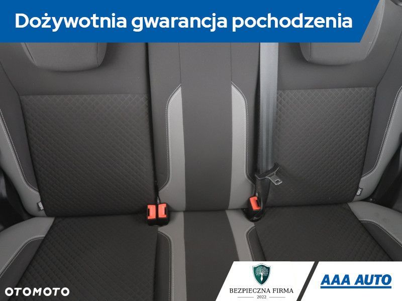 Ford Fiesta - 12